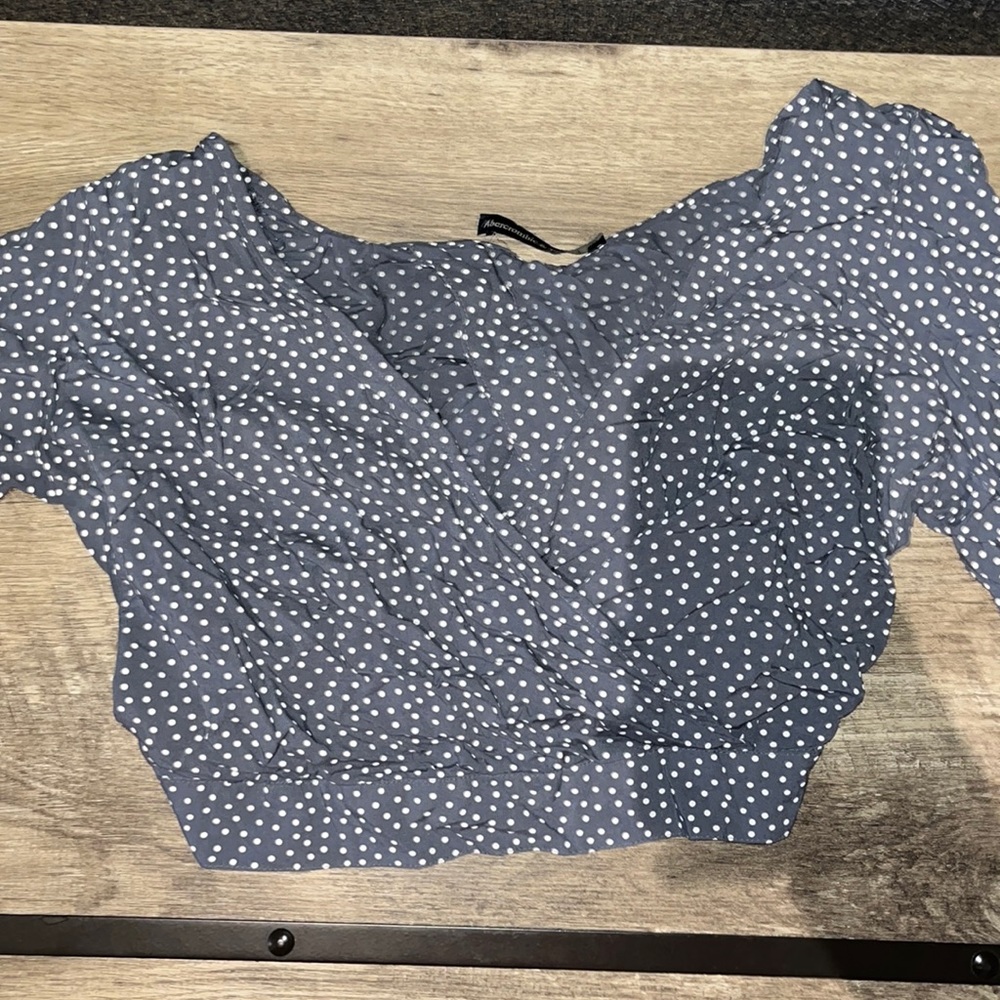 Abercrombie tie back shirt